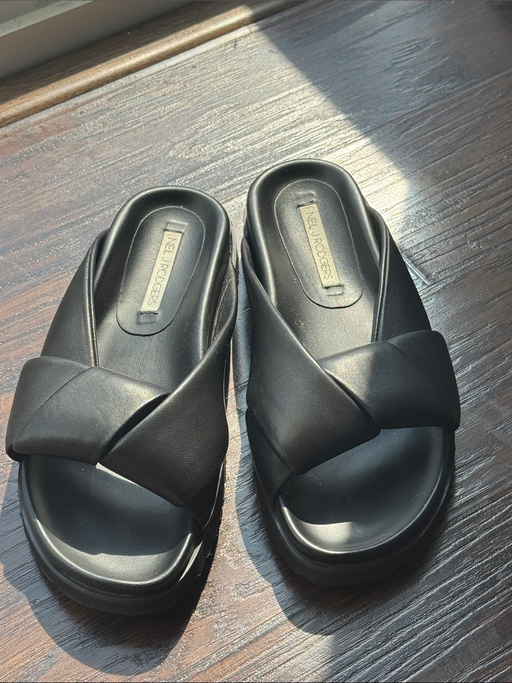 Leather Black Crossband Slip-On Mules